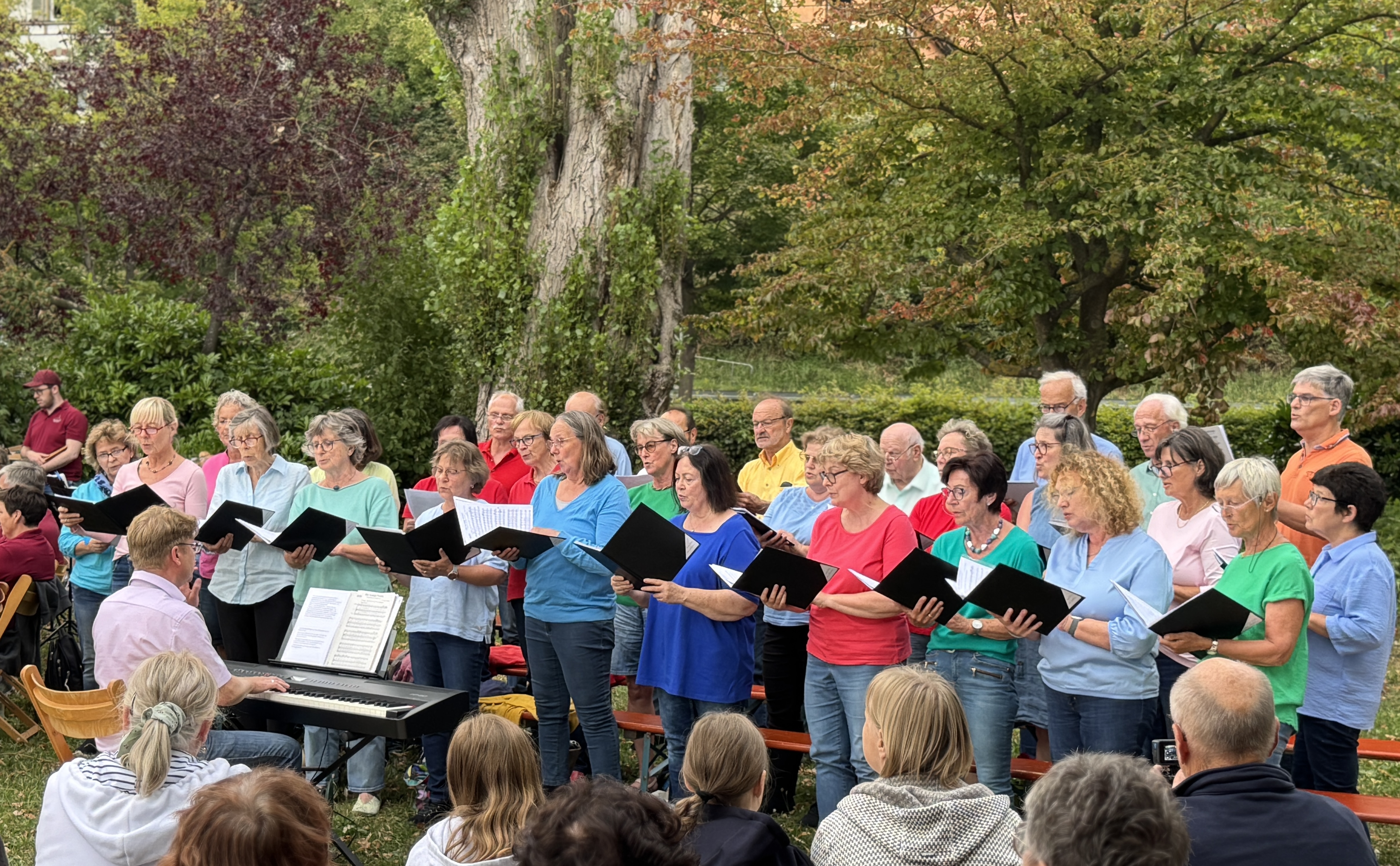 8-2025 Sommerlieder Singen am See
